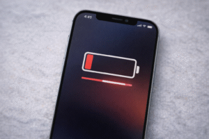 iPhone se décharge trop vite : causes et solutions chatgpt image 23 févr. 2026, 14 07 44