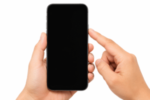 iPhone tenu en main avec écran noir lors d'une extinction forcée